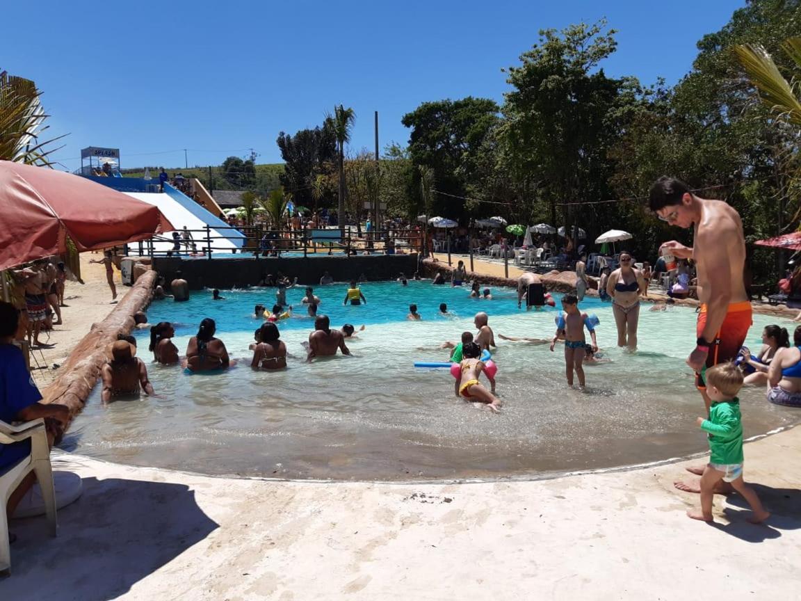 Hotel Fazenda Pintado Na Brasa Guararema Buitenkant foto
