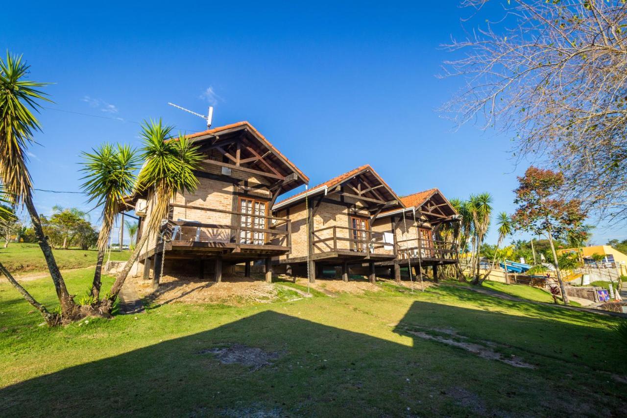 Hotel Fazenda Pintado Na Brasa Guararema Buitenkant foto