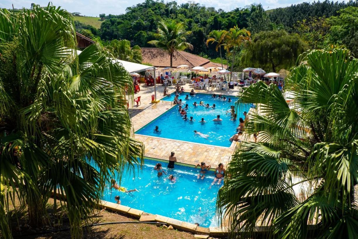 Hotel Fazenda Pintado Na Brasa Guararema Buitenkant foto